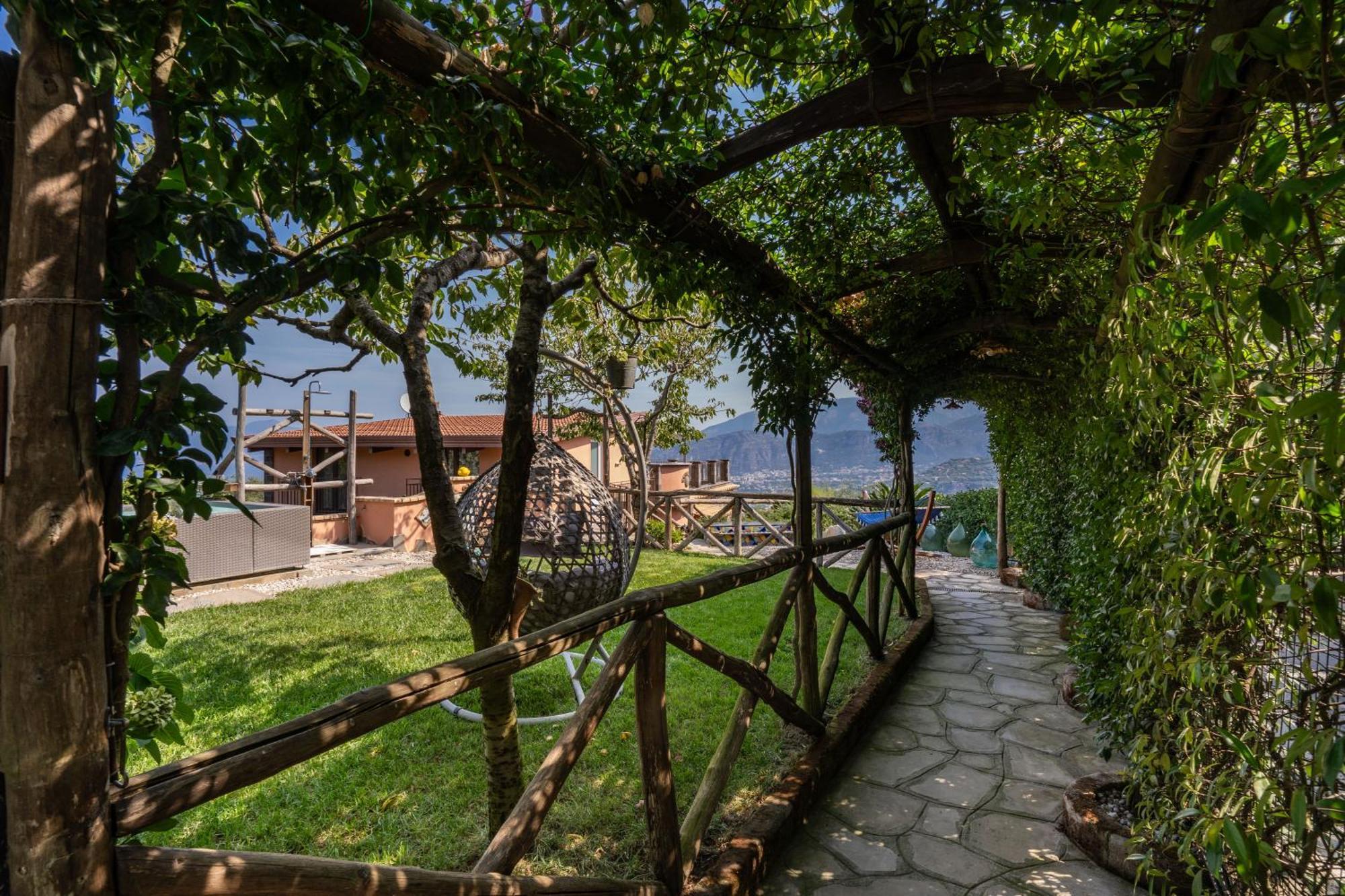 Villa Caruso Private Heated Pool & Sea View Sorrento Buitenkant foto